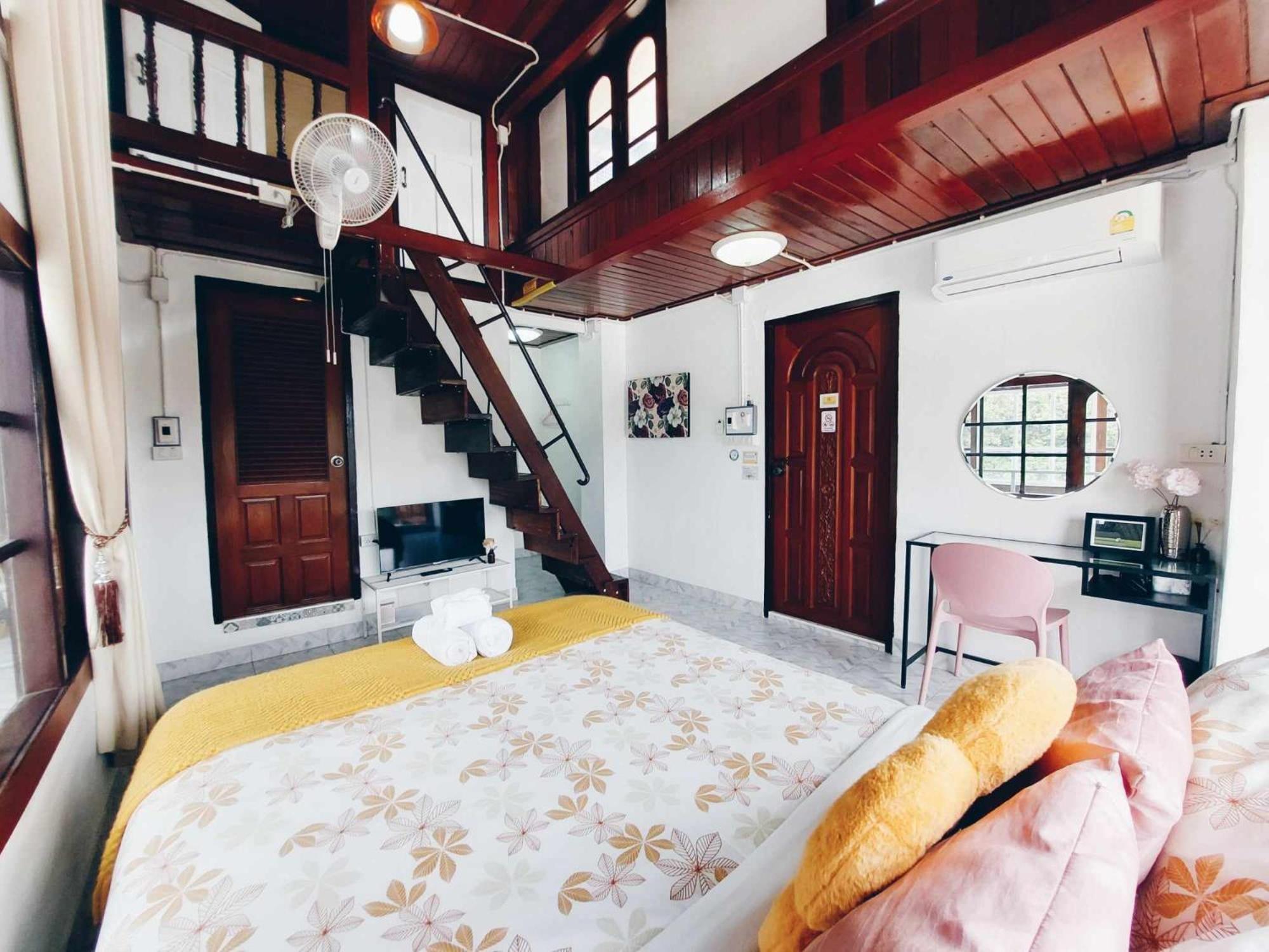 Hostel Hello Sunshine Ayutthaya Exteriér fotografie