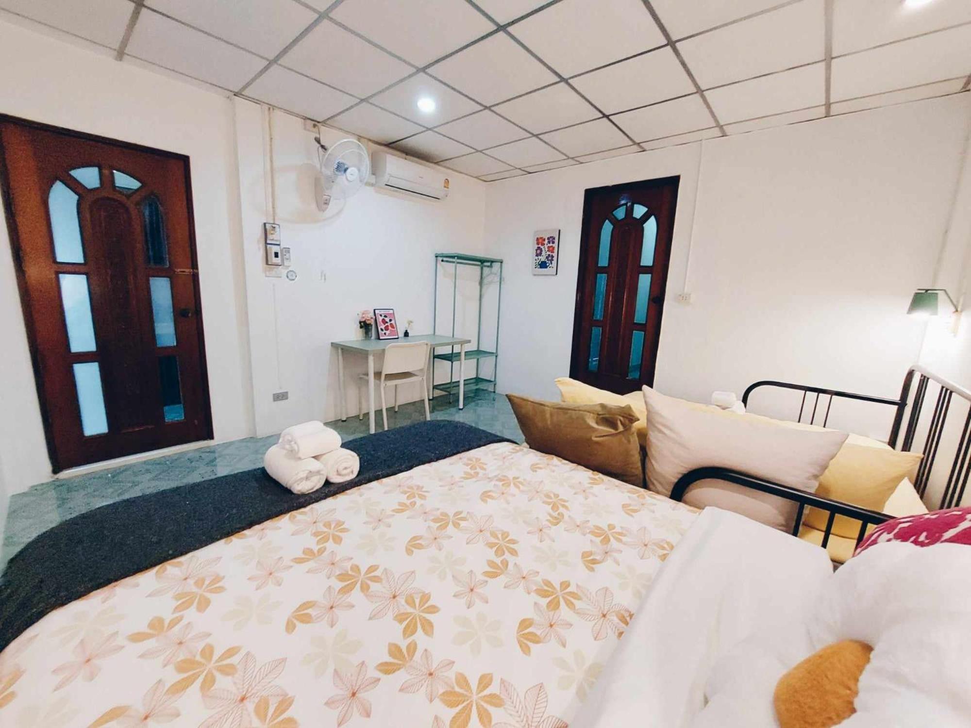 Hostel Hello Sunshine Ayutthaya Exteriér fotografie