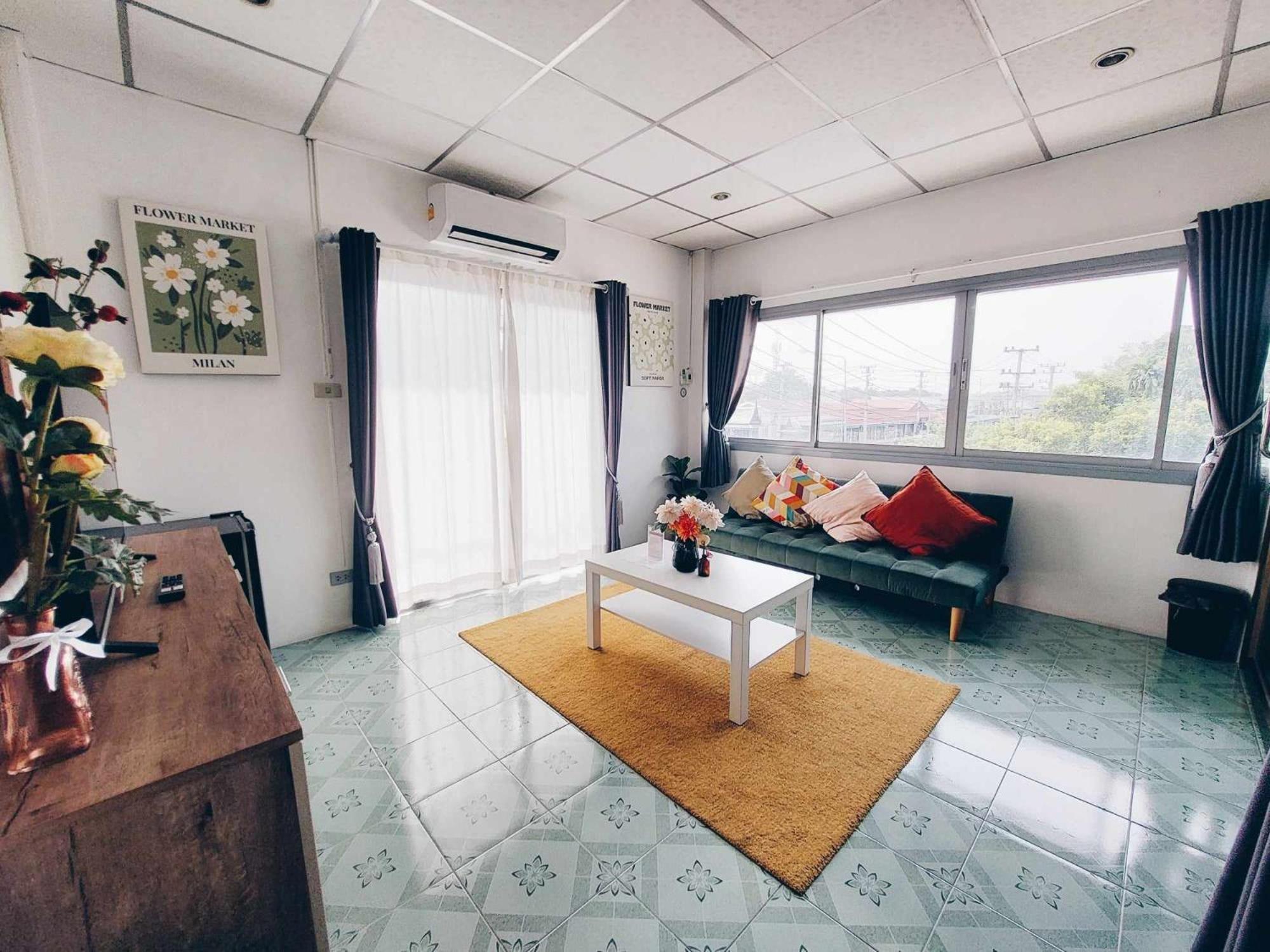 Hostel Hello Sunshine Ayutthaya Exteriér fotografie