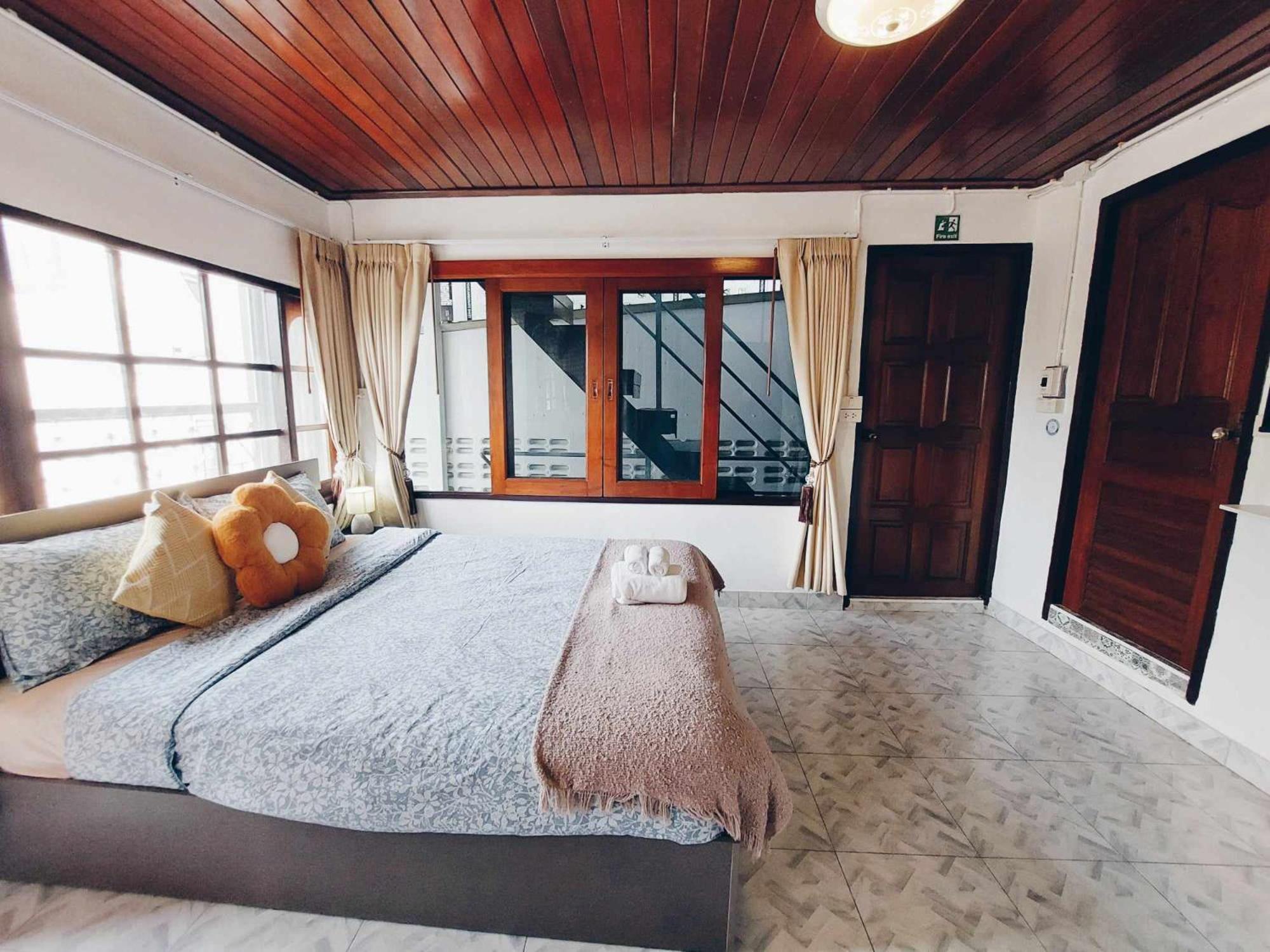 Hostel Hello Sunshine Ayutthaya Exteriér fotografie