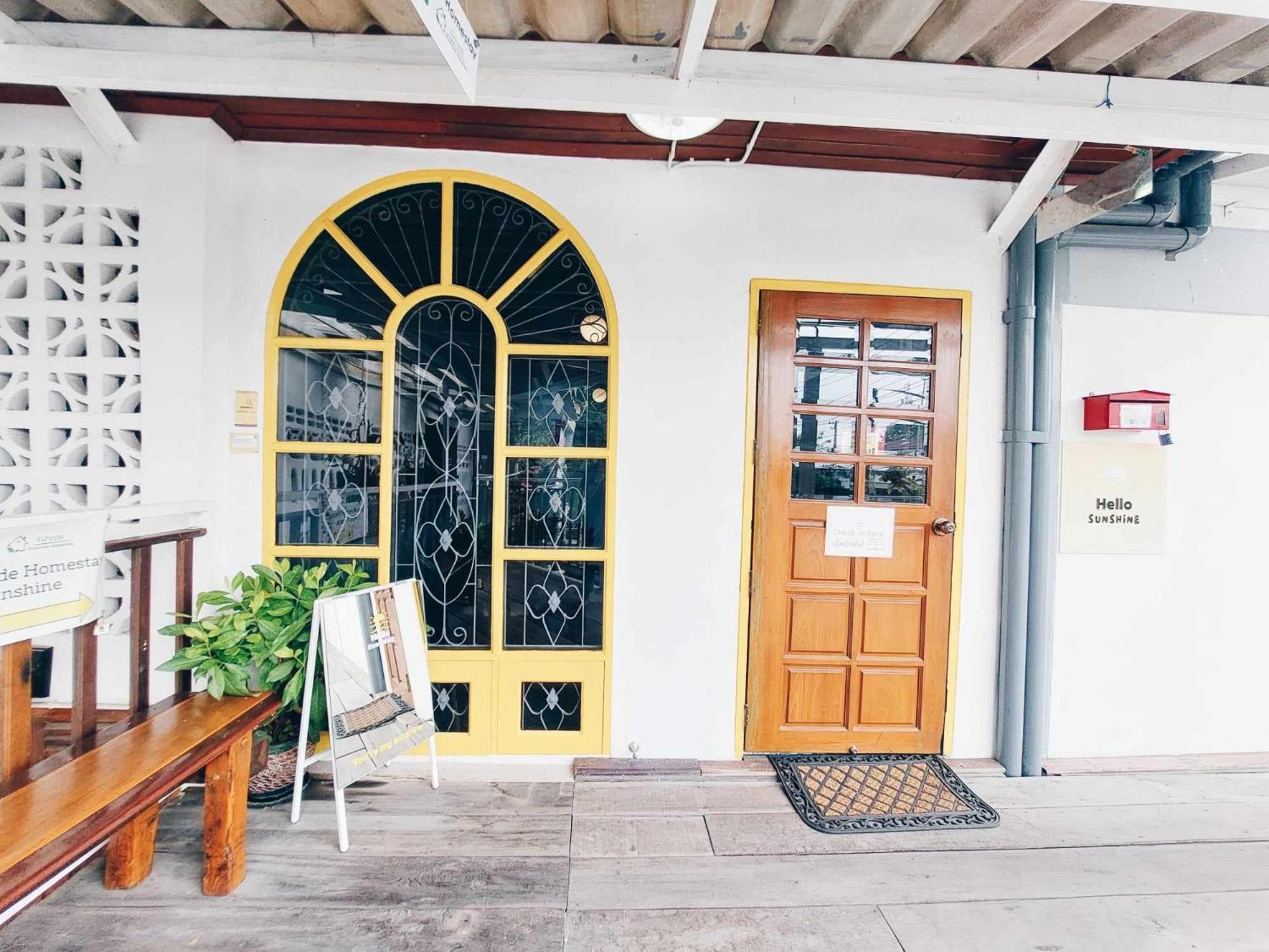Hostel Hello Sunshine Ayutthaya Exteriér fotografie